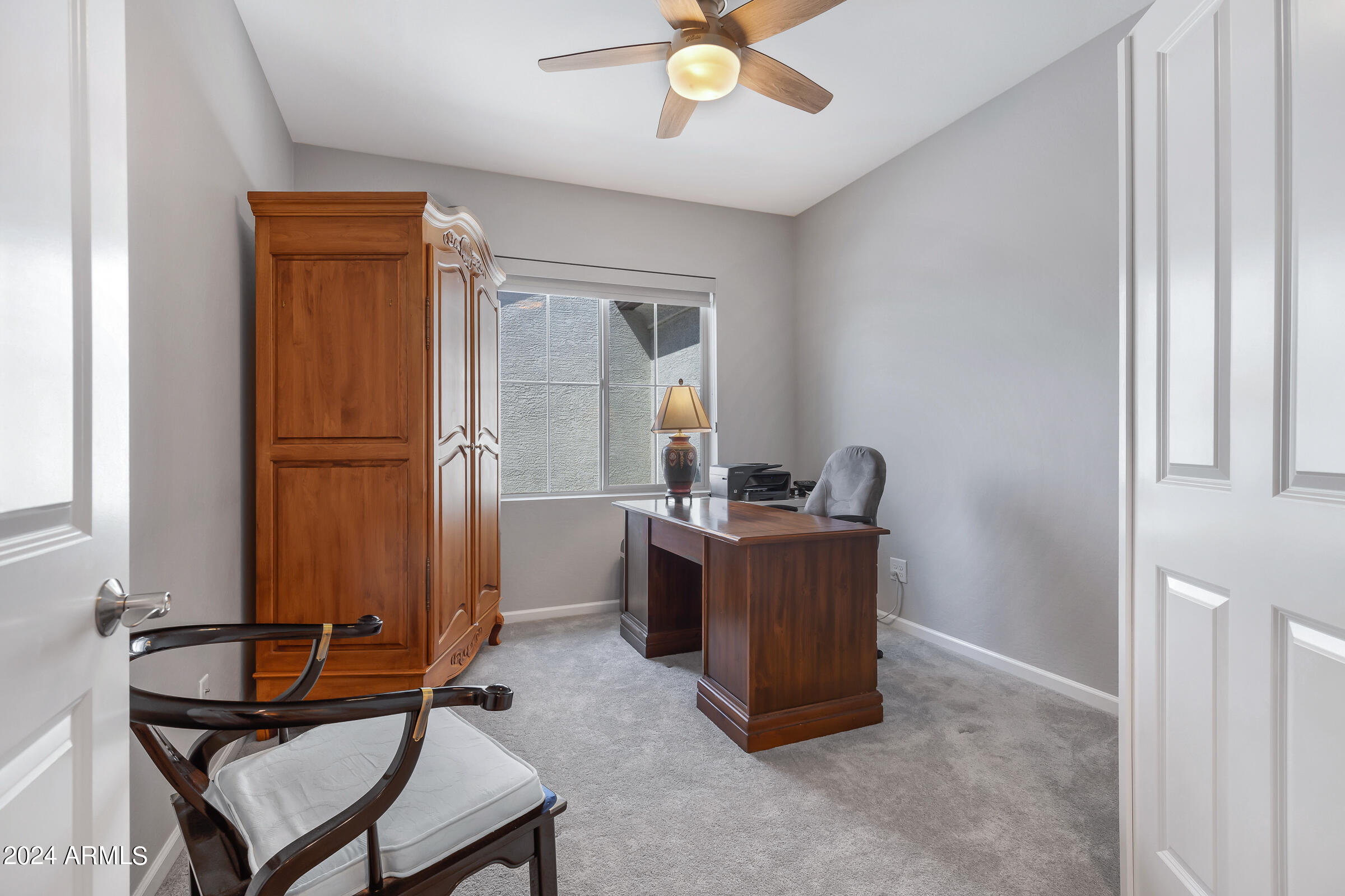 5277 N TONOPAH Drive