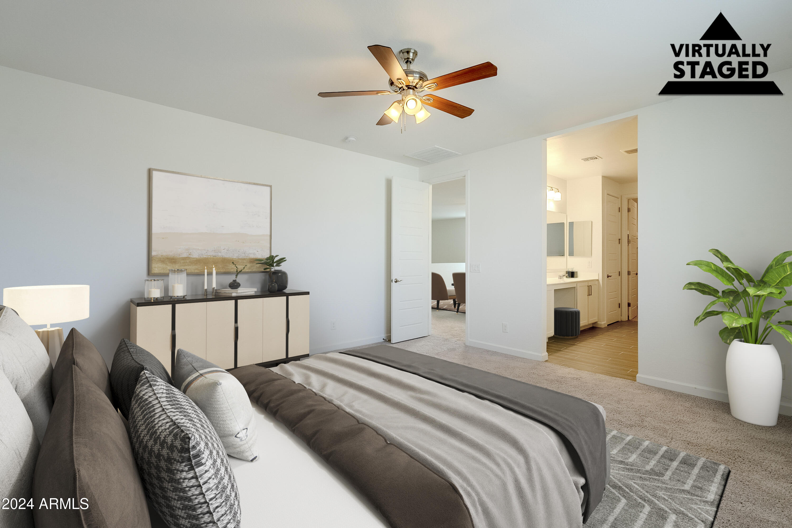 11256 E ULYSSES Avenue