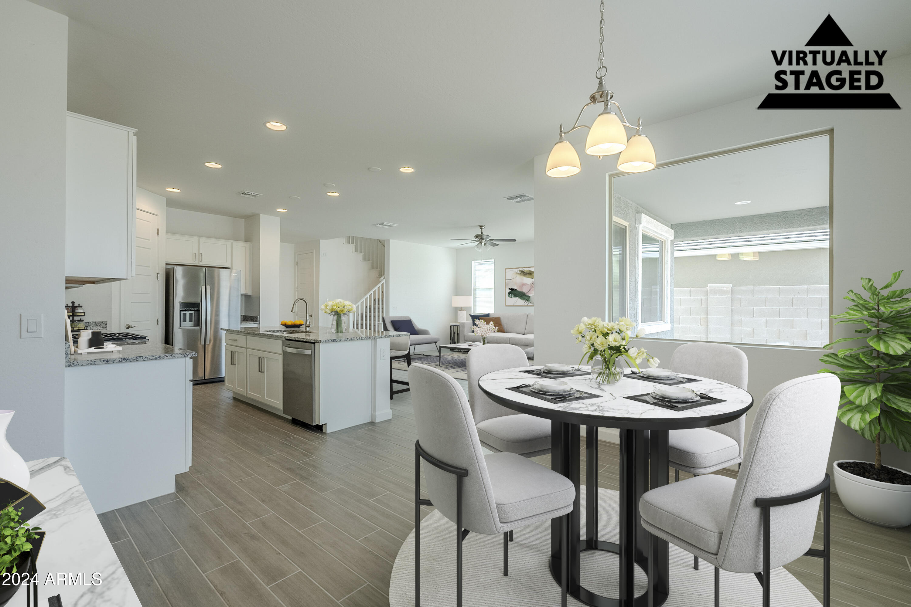 11256 E ULYSSES Avenue