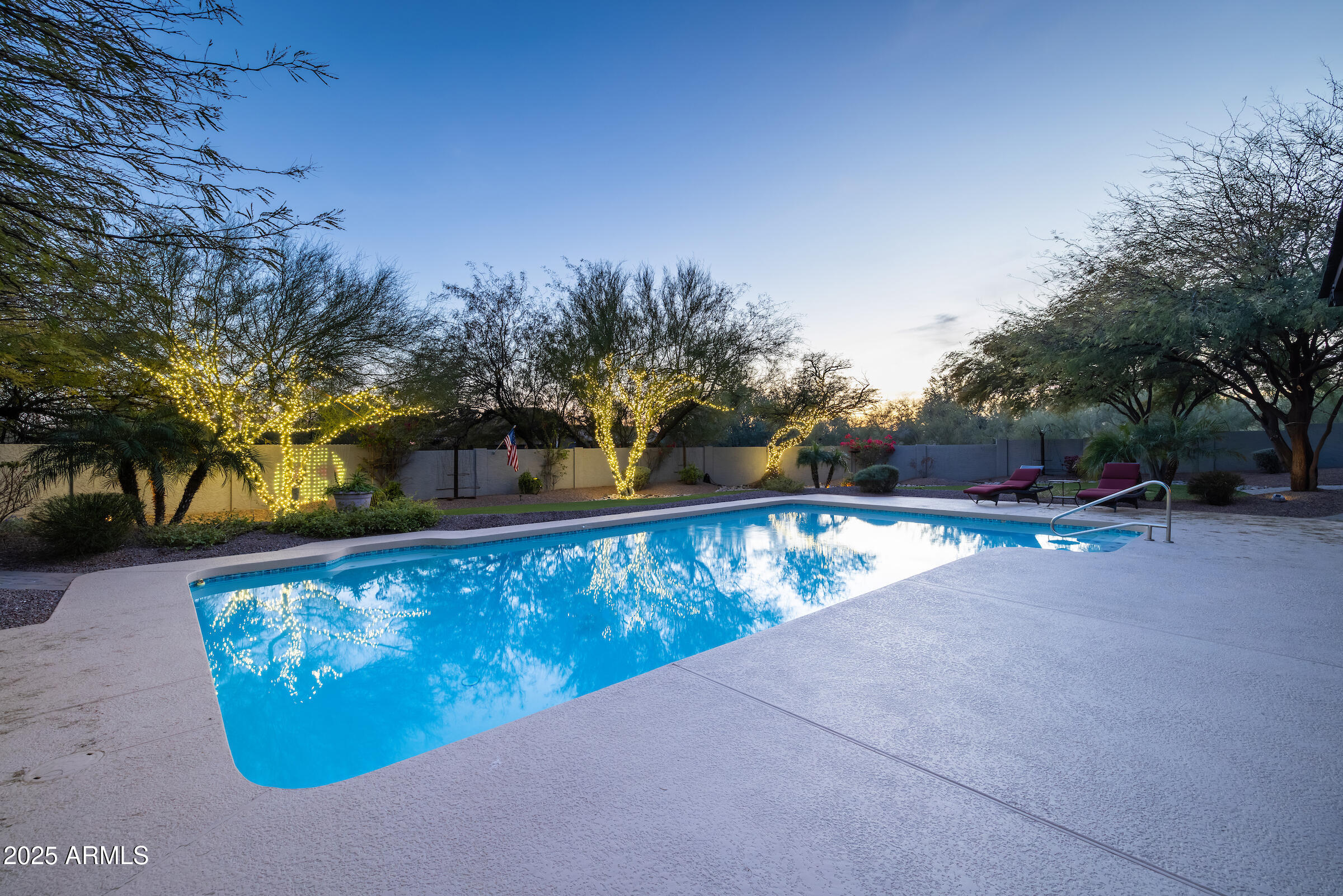 8155 E JUAN TABO Road