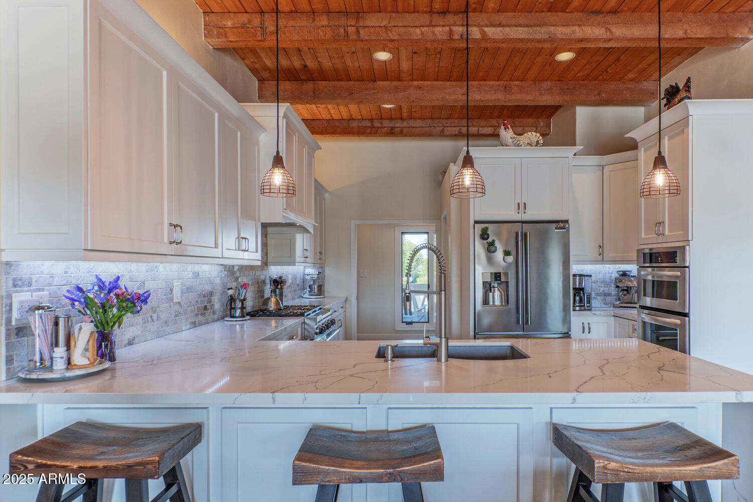 4617 E ELMWOOD Circle