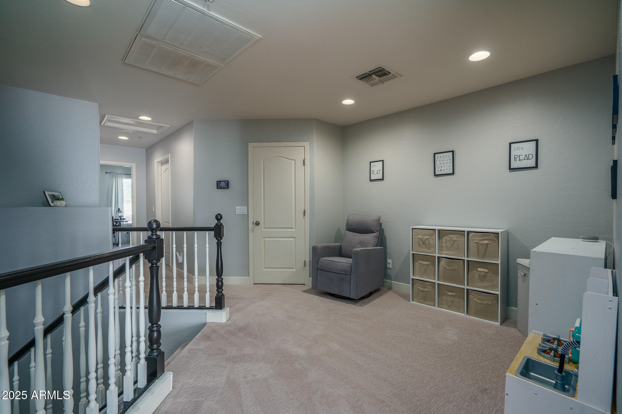 5415 E MCKELLIPS Road, 44