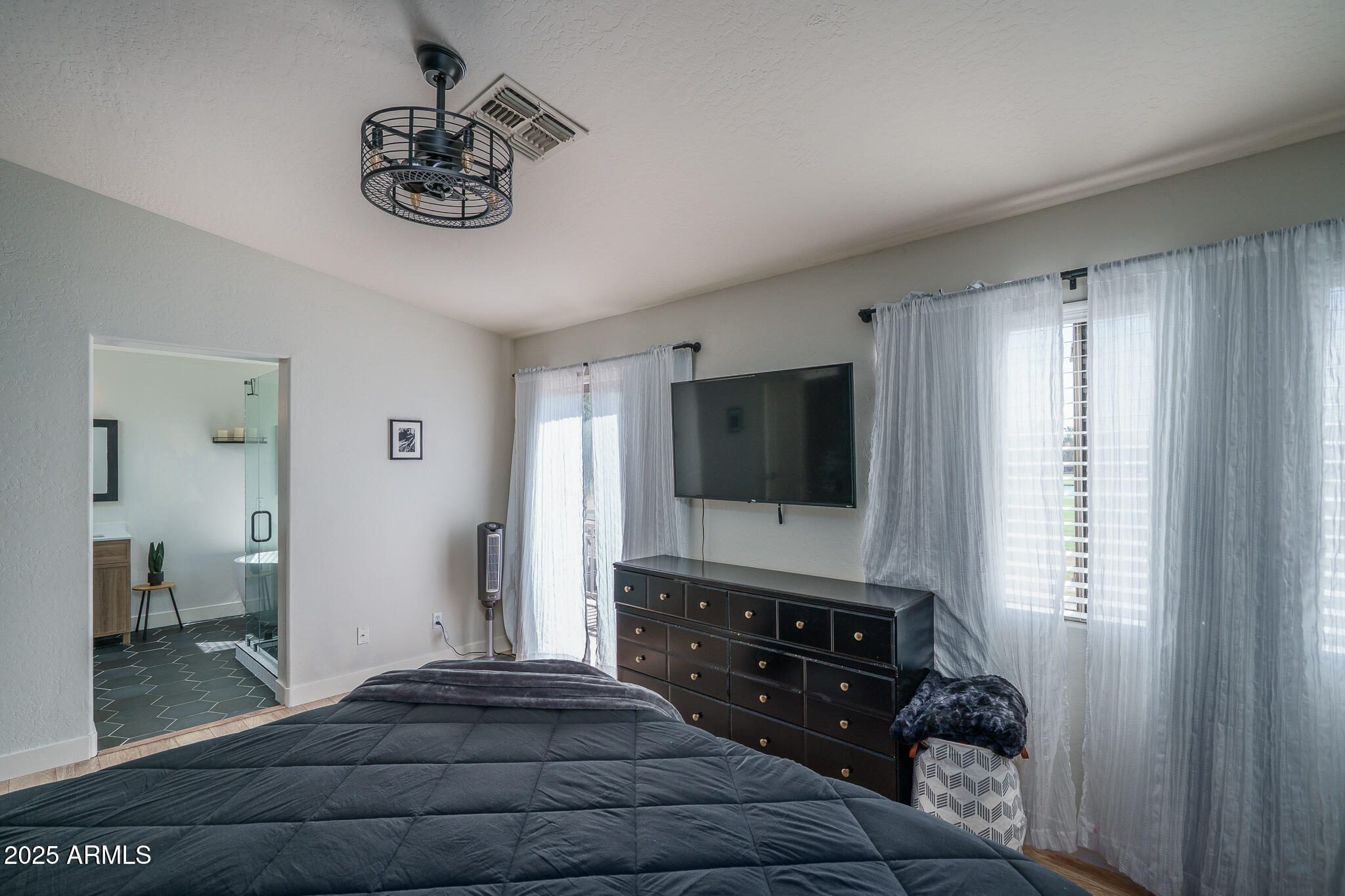 5415 E MCKELLIPS Road, 44