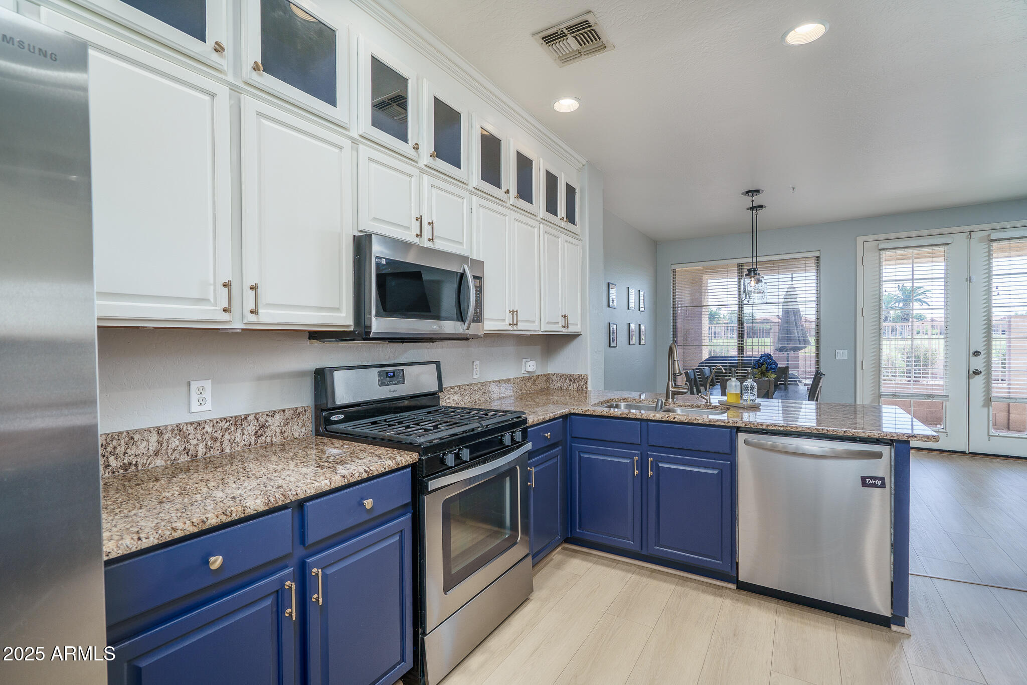 5415 E MCKELLIPS Road, 44