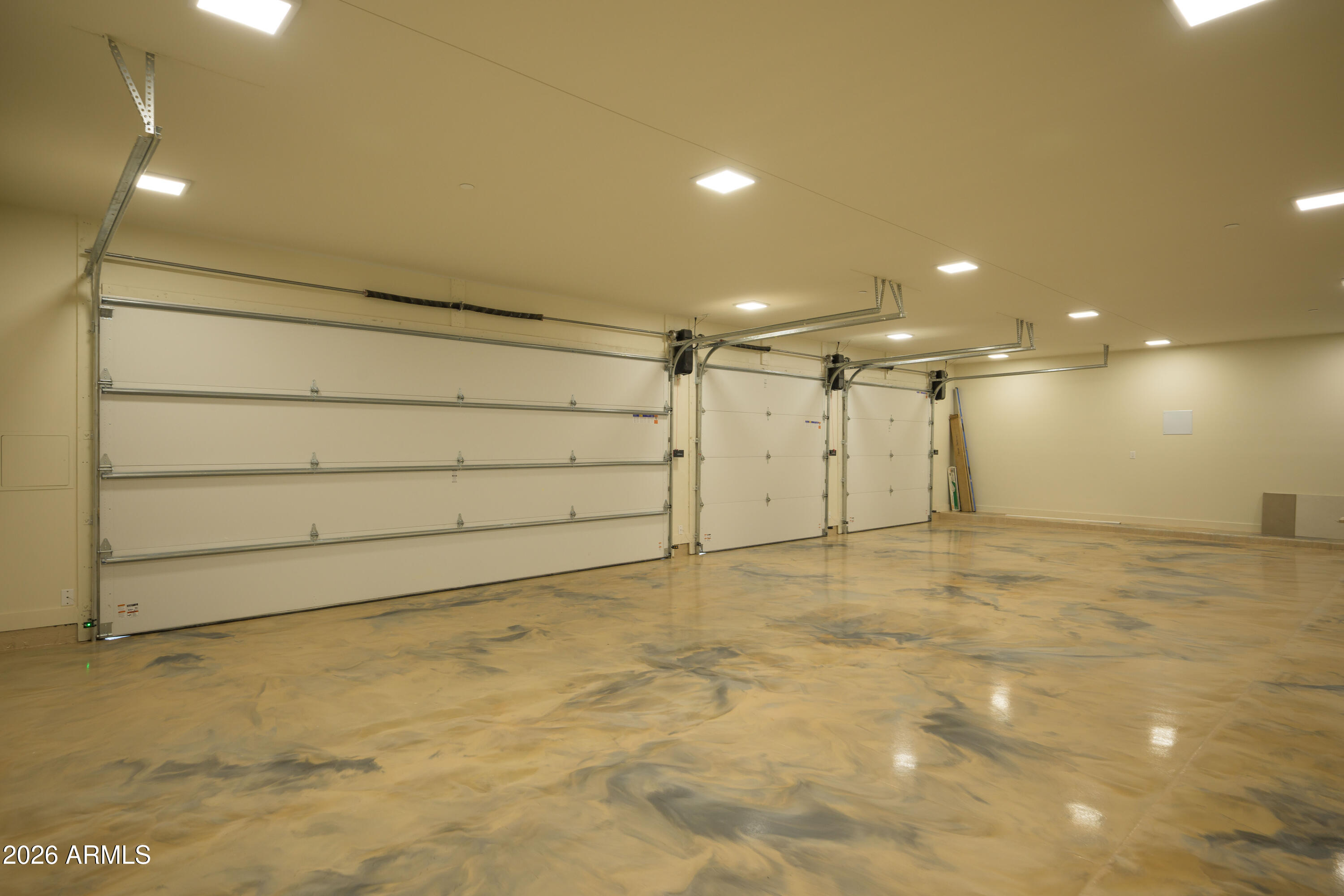 5287 N INVERGORDON Road