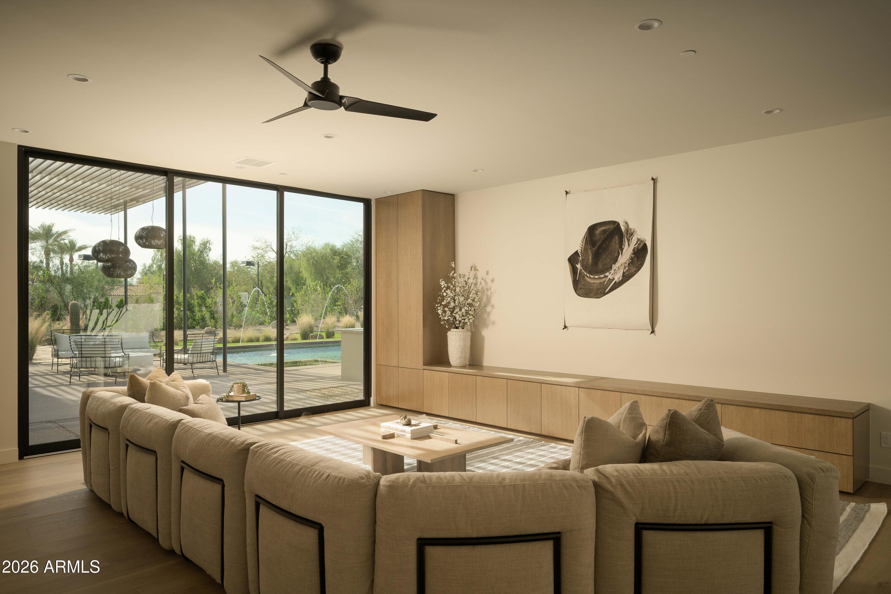 5287 N INVERGORDON Road