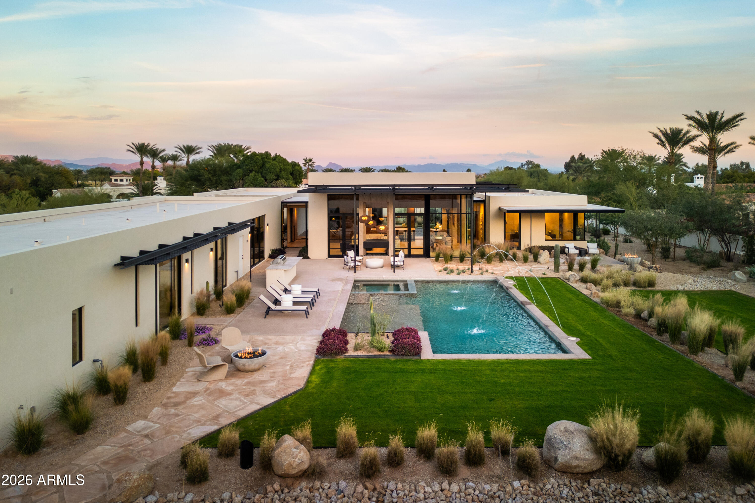 5287 N INVERGORDON Road