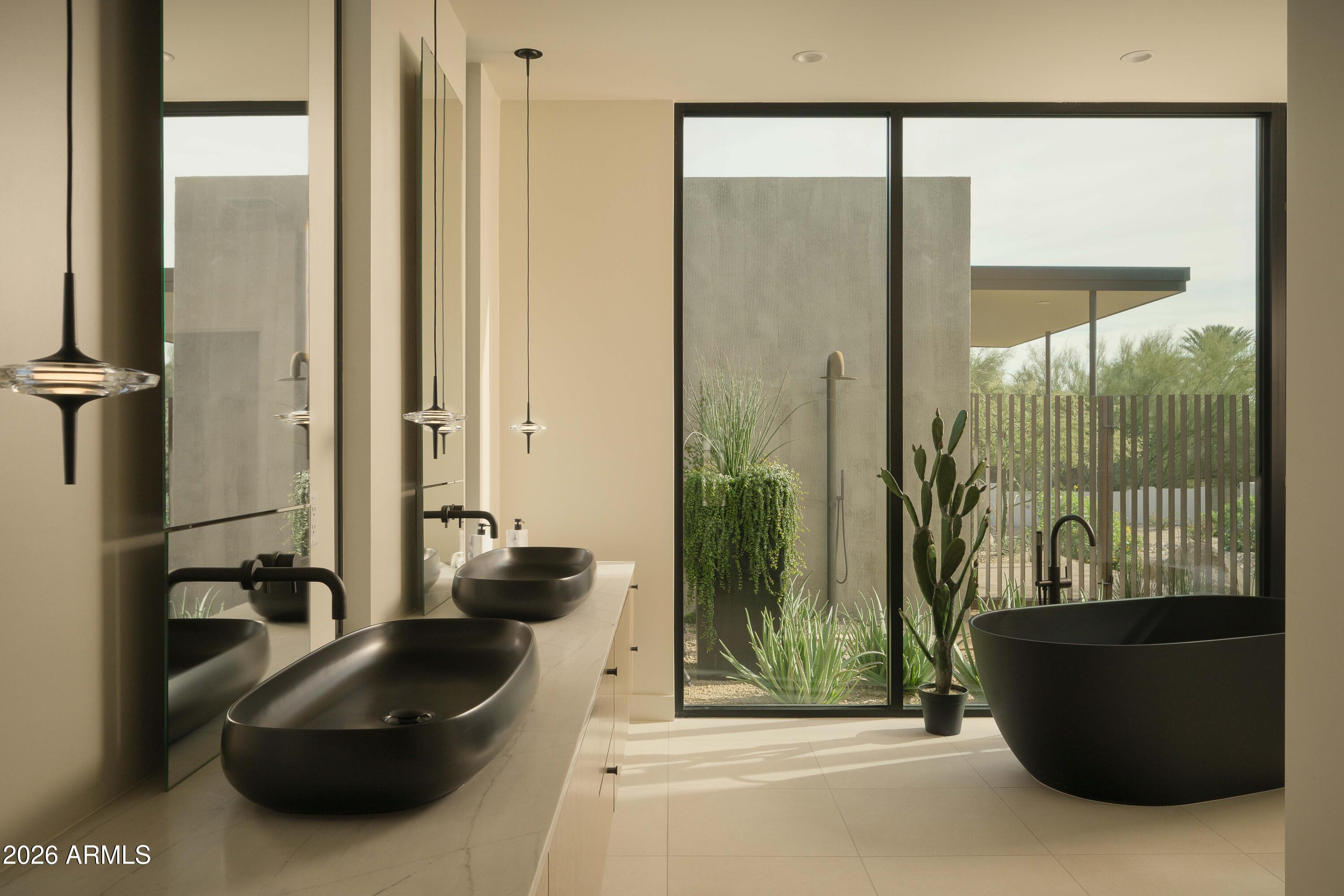 5287 N INVERGORDON Road