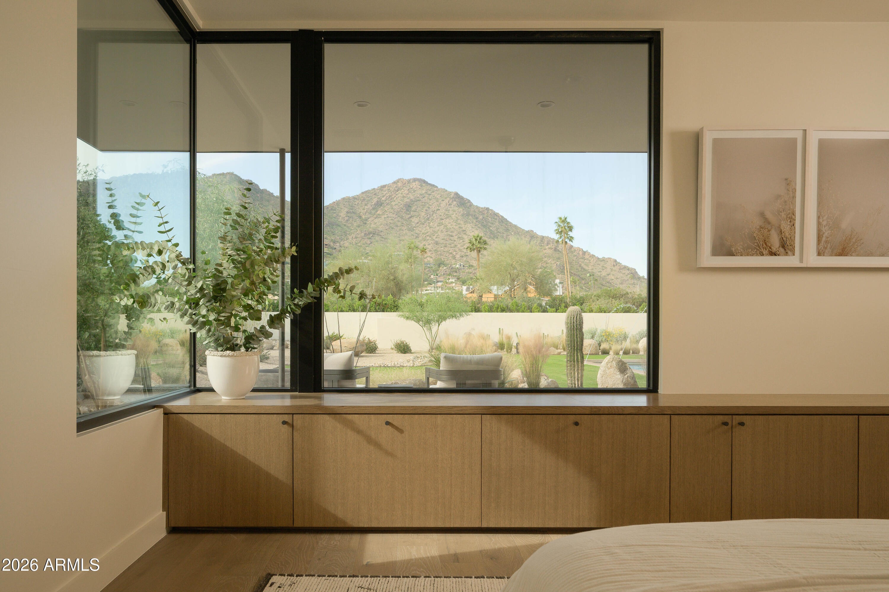 5287 N INVERGORDON Road