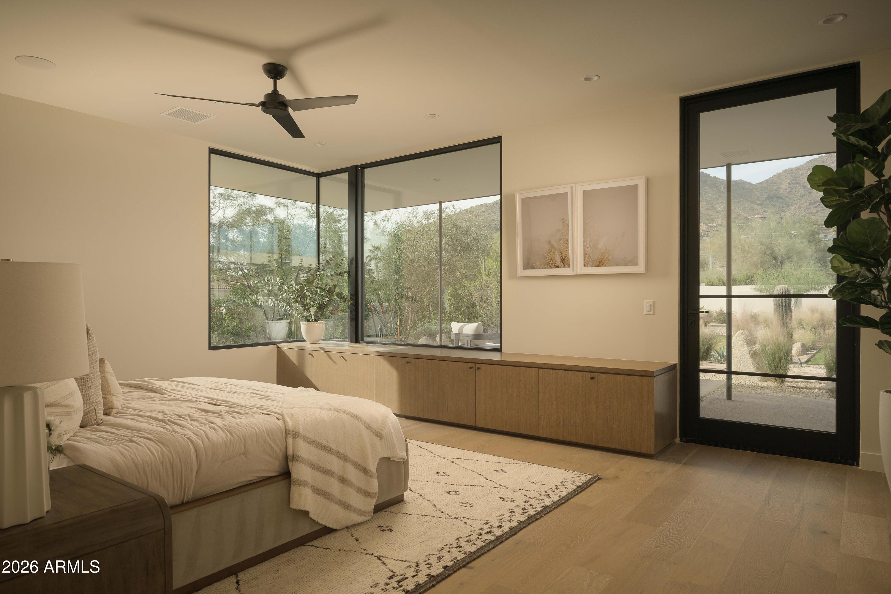 5287 N INVERGORDON Road