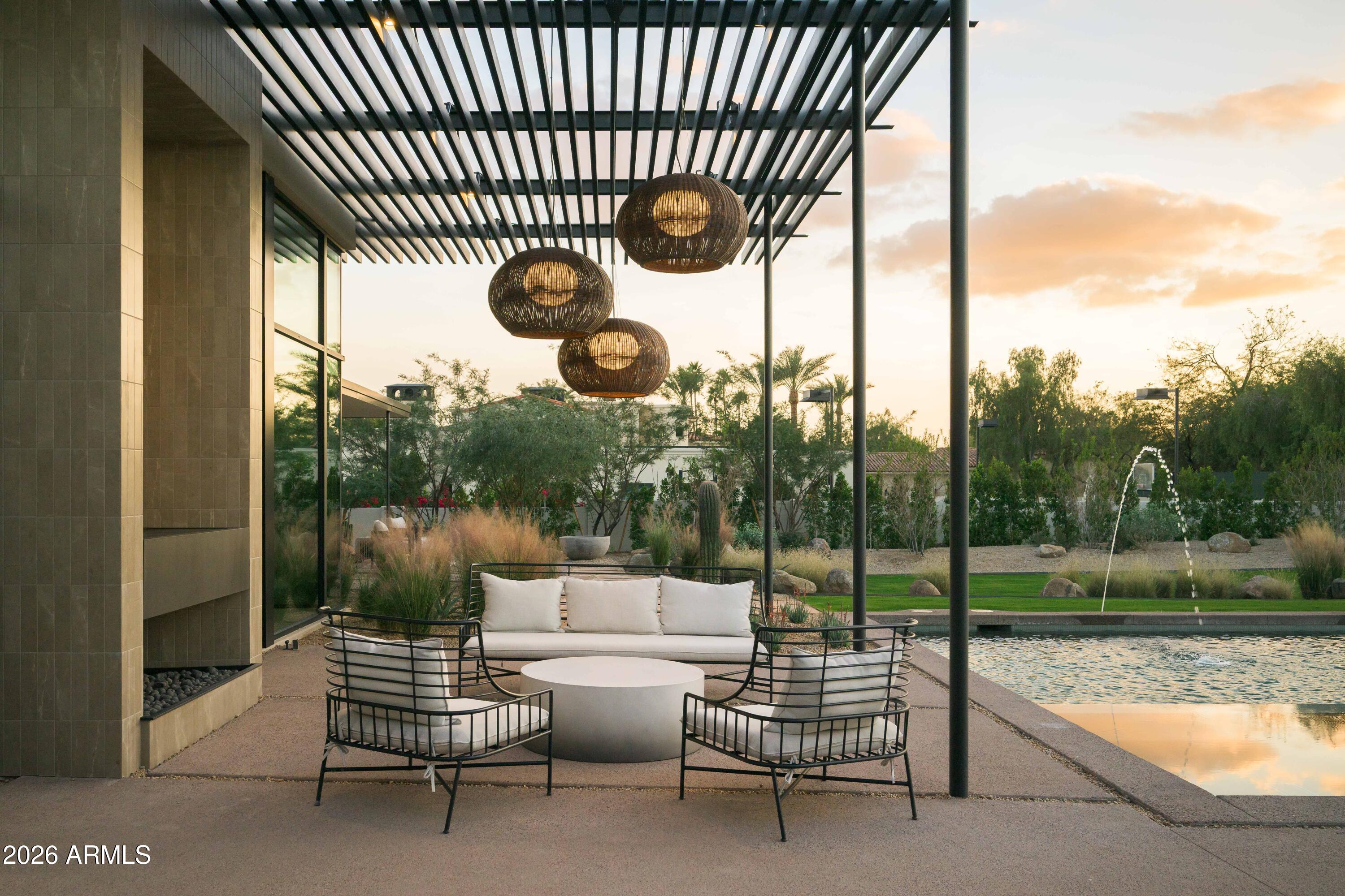 5287 N INVERGORDON Road