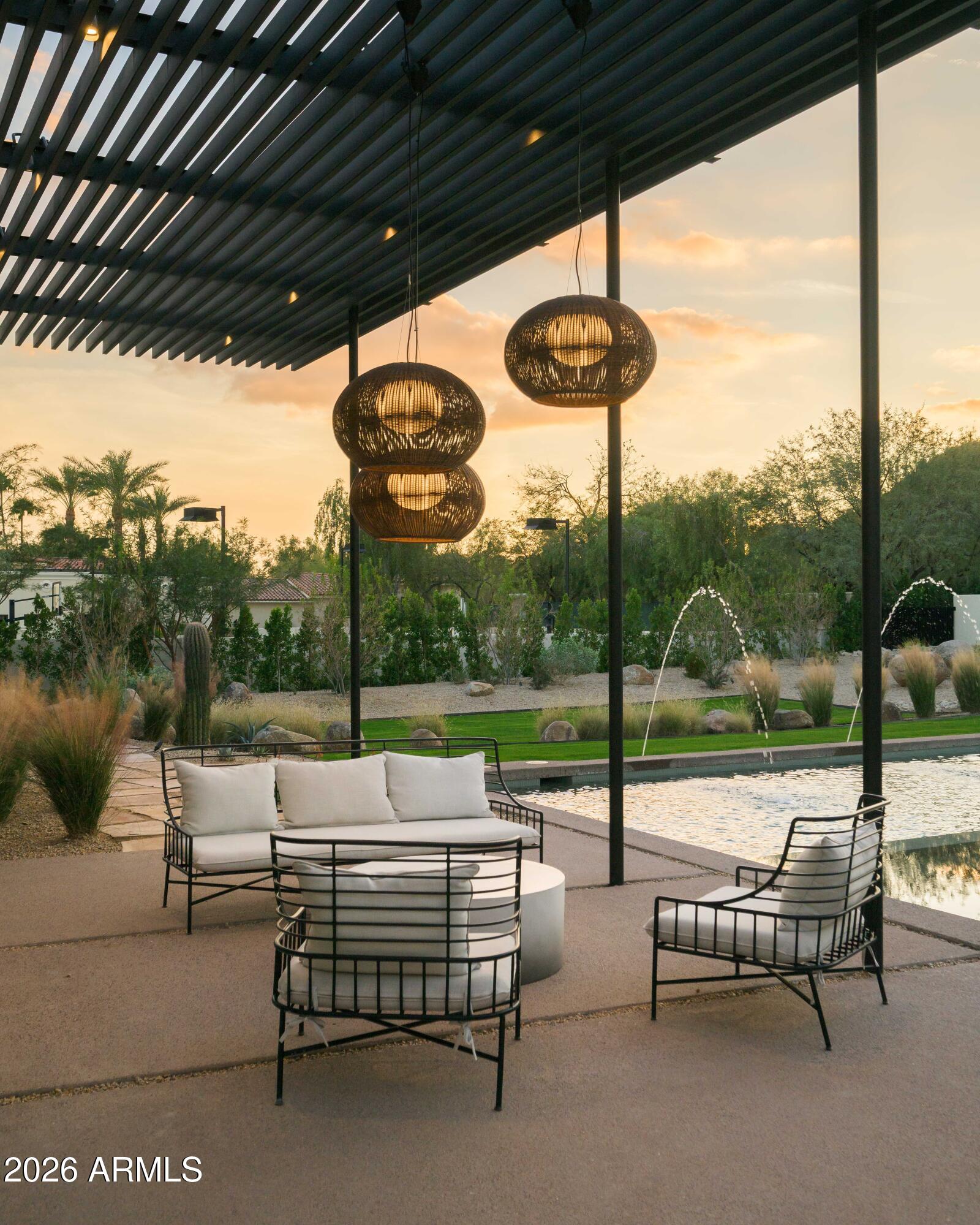 5287 N INVERGORDON Road