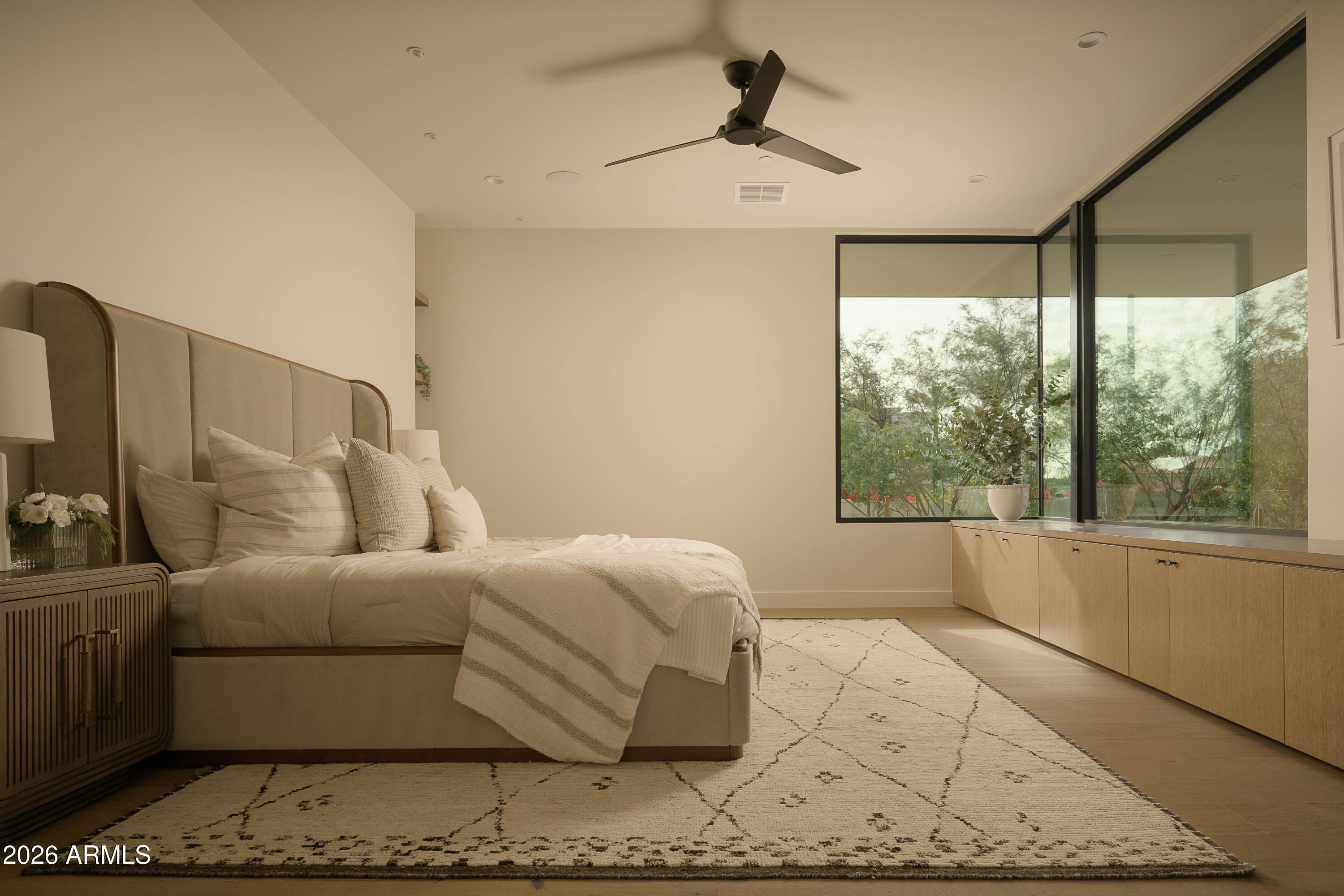 5287 N INVERGORDON Road