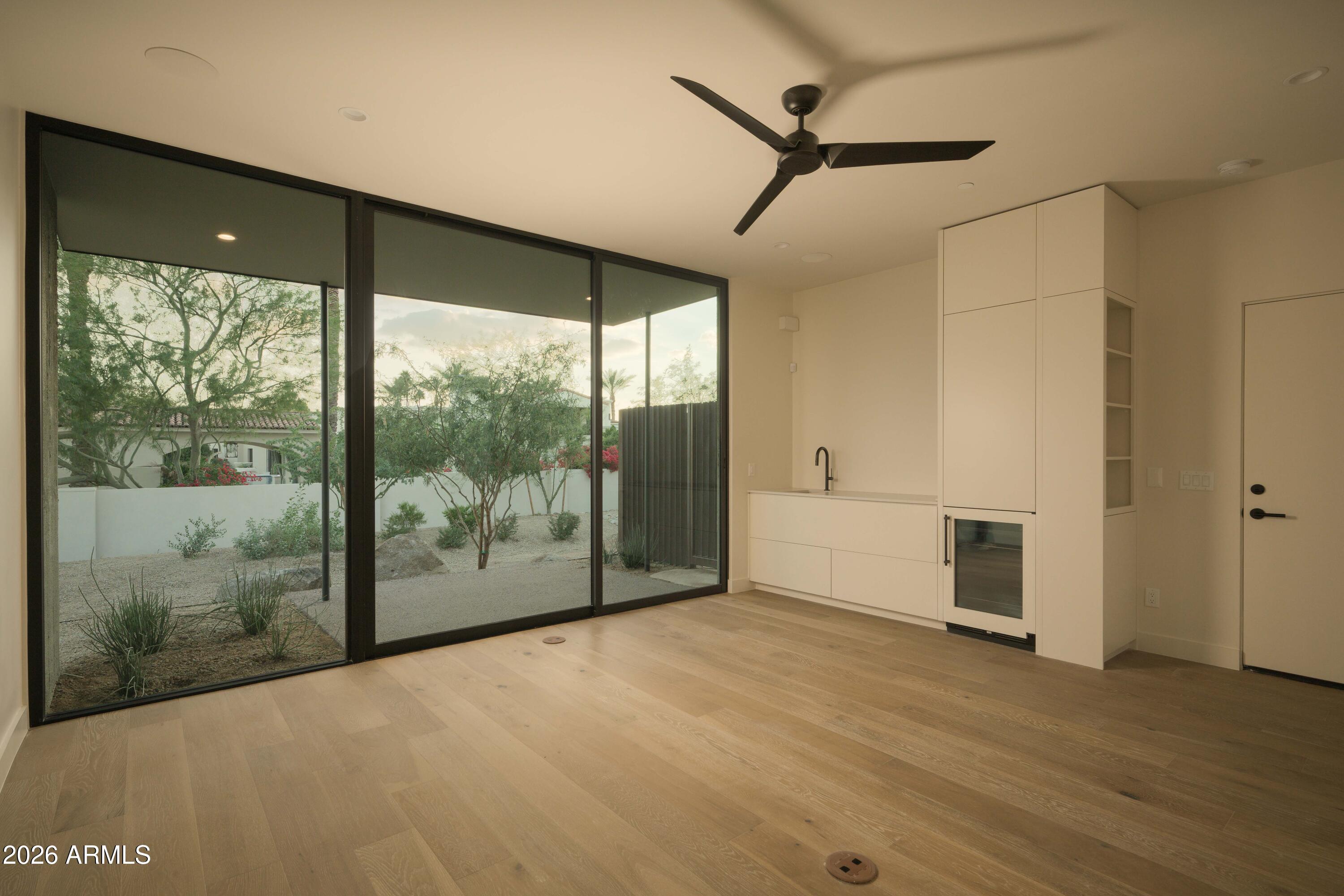 5287 N INVERGORDON Road