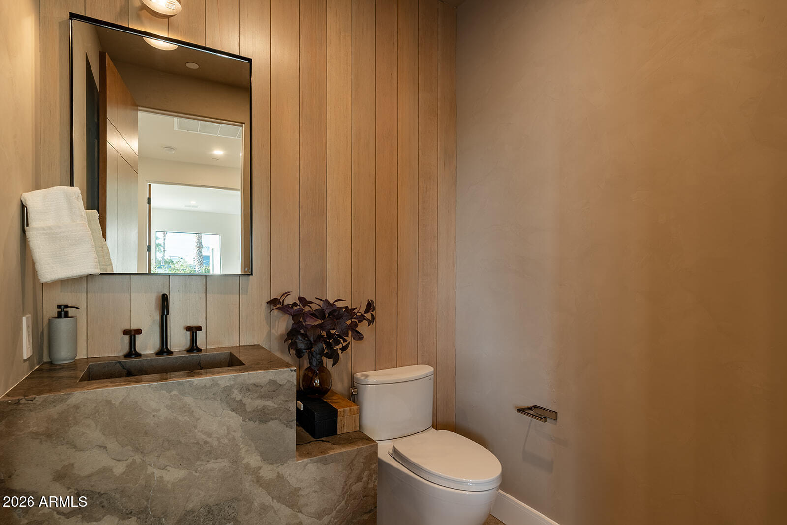 7017 E ORANGE BLOSSOM Lane