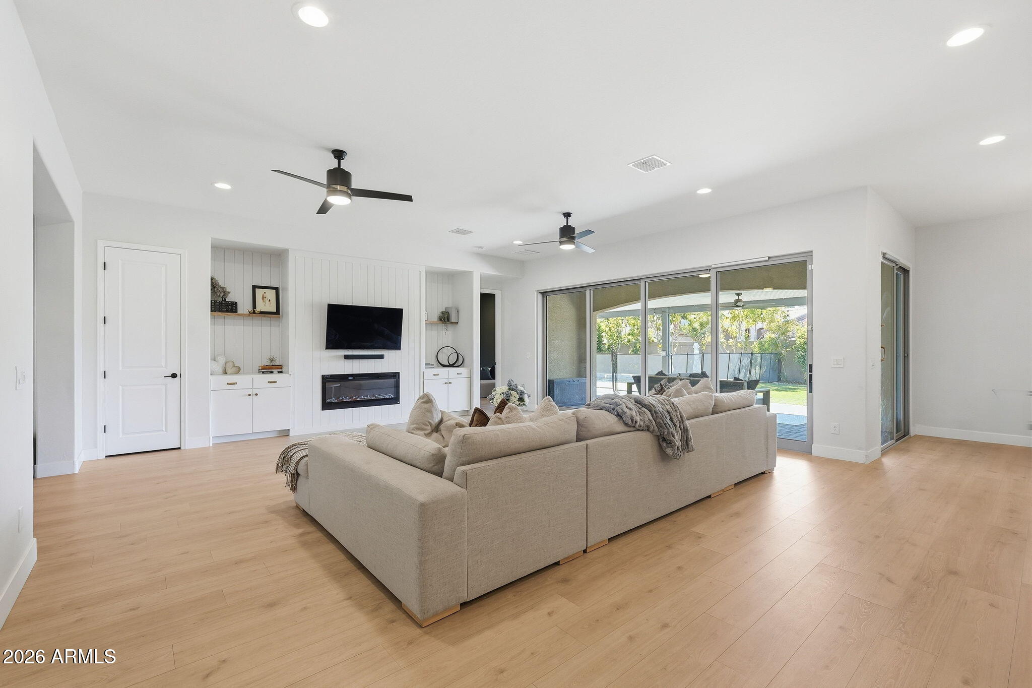 22377 E SENTIERO Drive