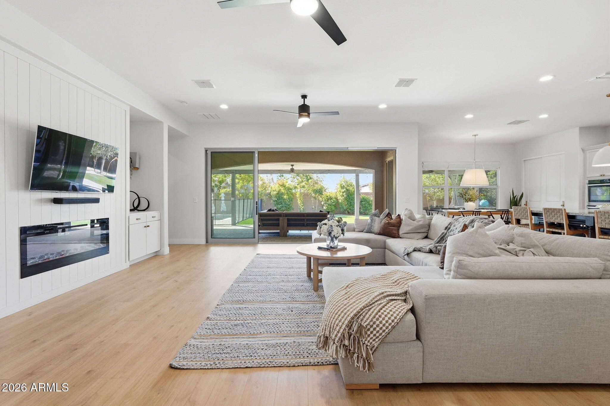 22377 E SENTIERO Drive