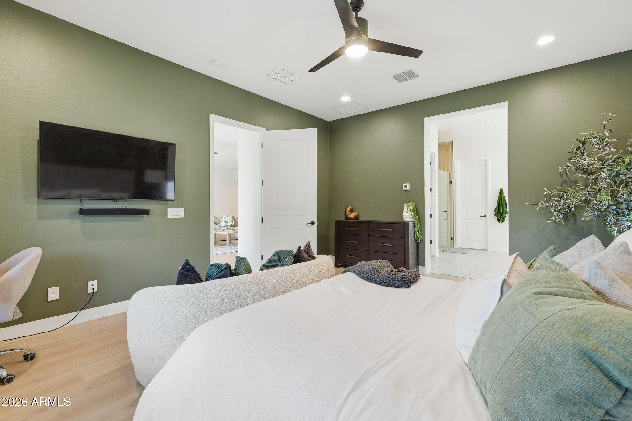 22377 E SENTIERO Drive