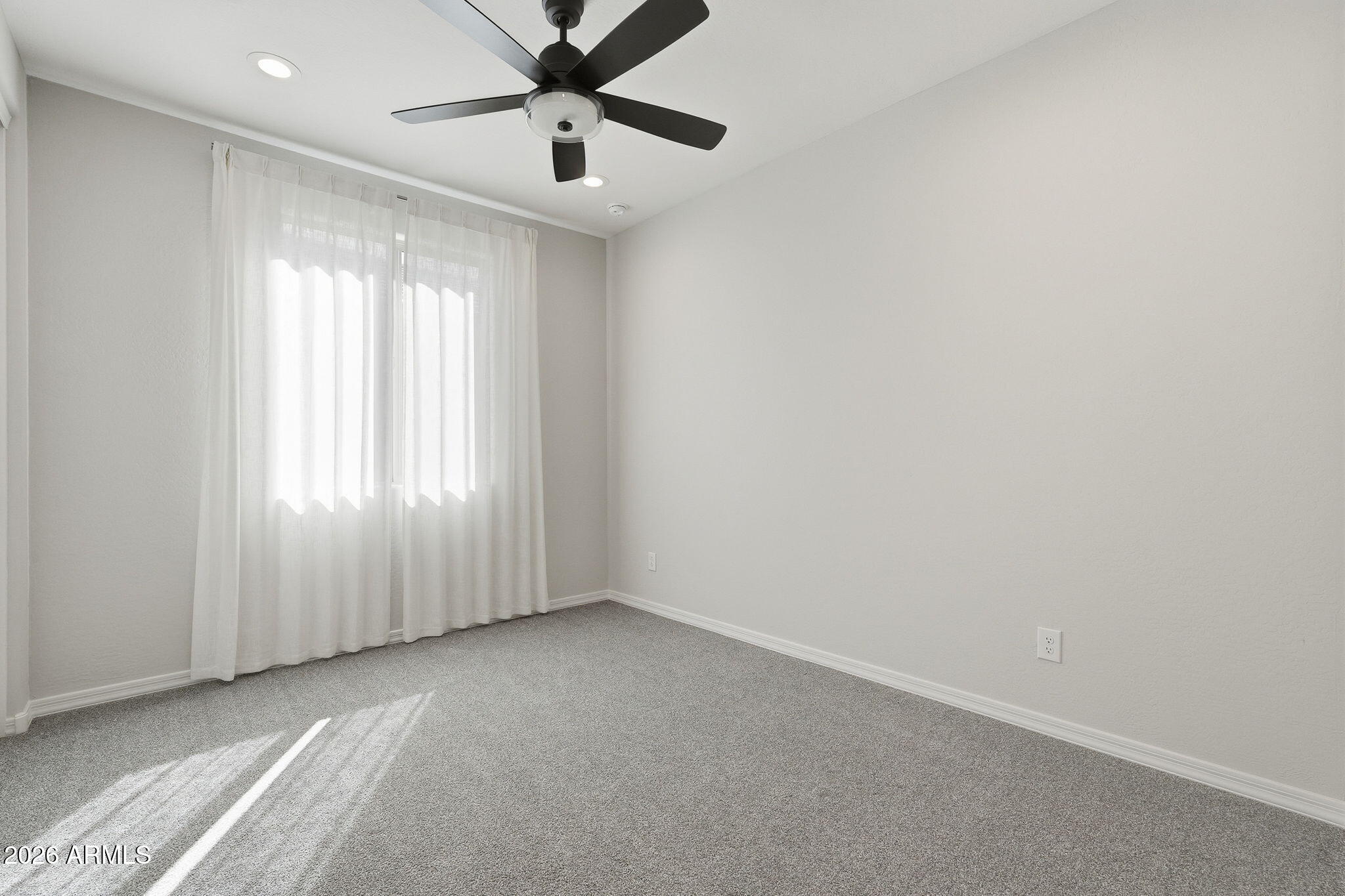 1536 W FLINTLOCK Drive