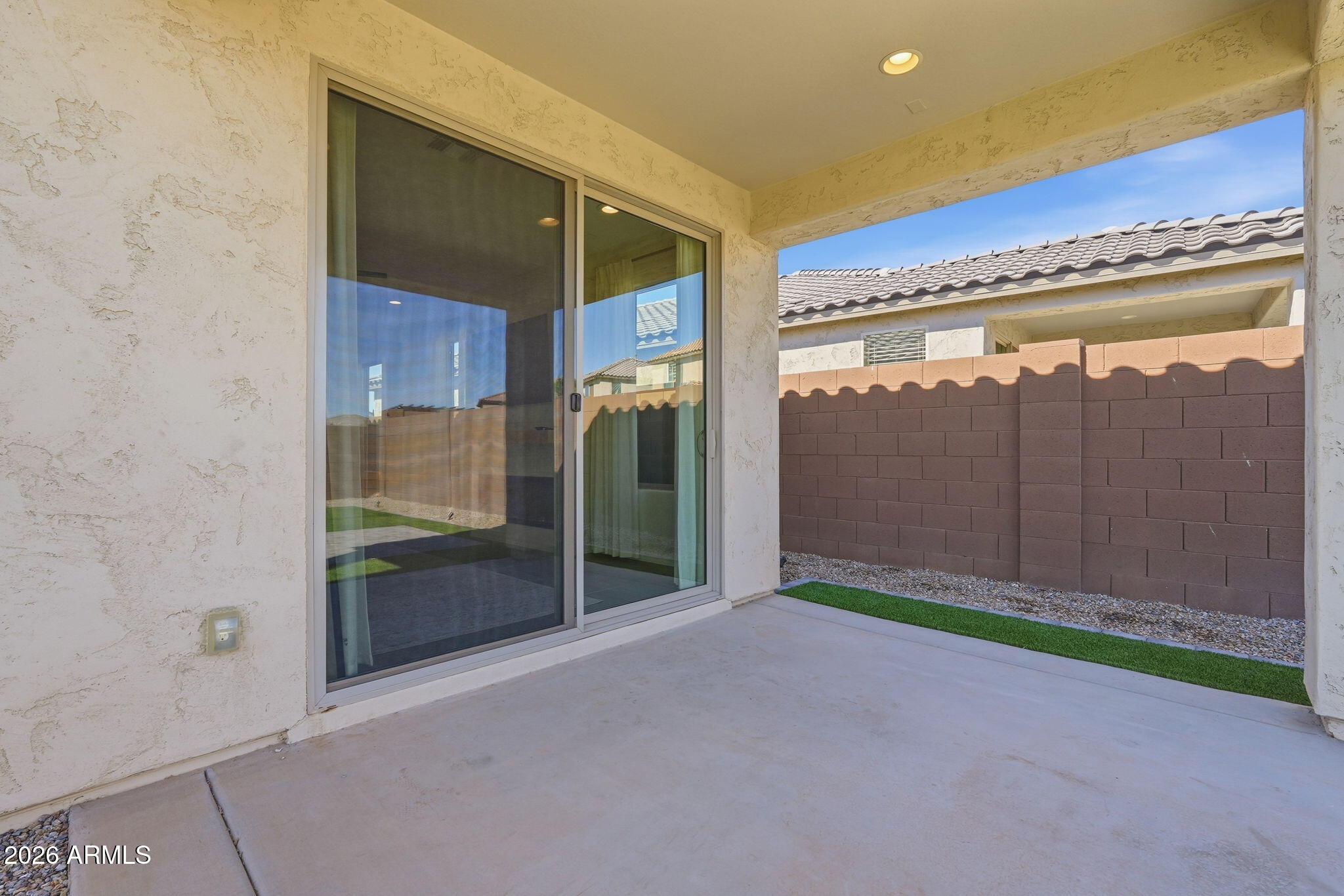 1536 W FLINTLOCK Drive