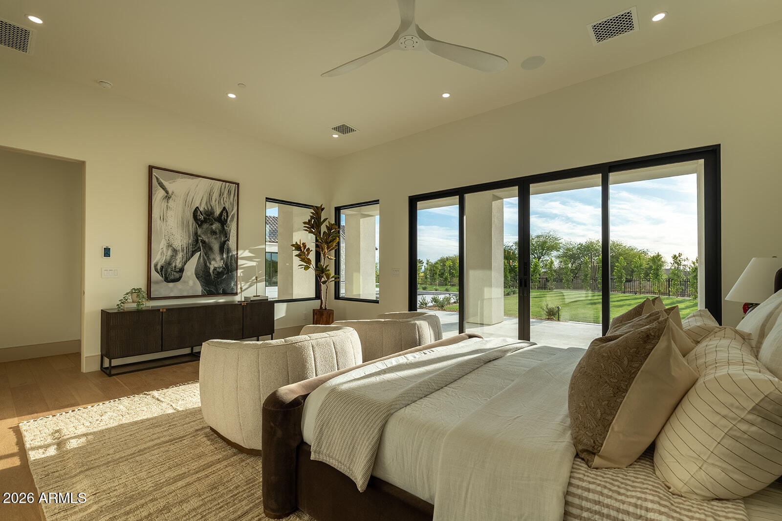 22012 N LOS CABALLOS Drive