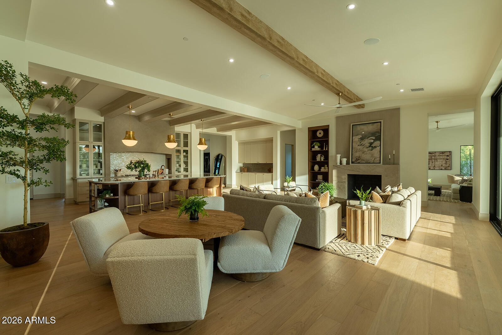 22012 N LOS CABALLOS Drive