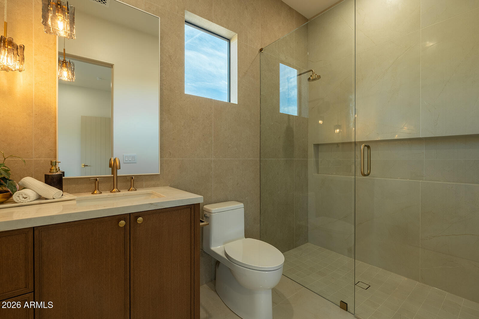 22012 N LOS CABALLOS Drive