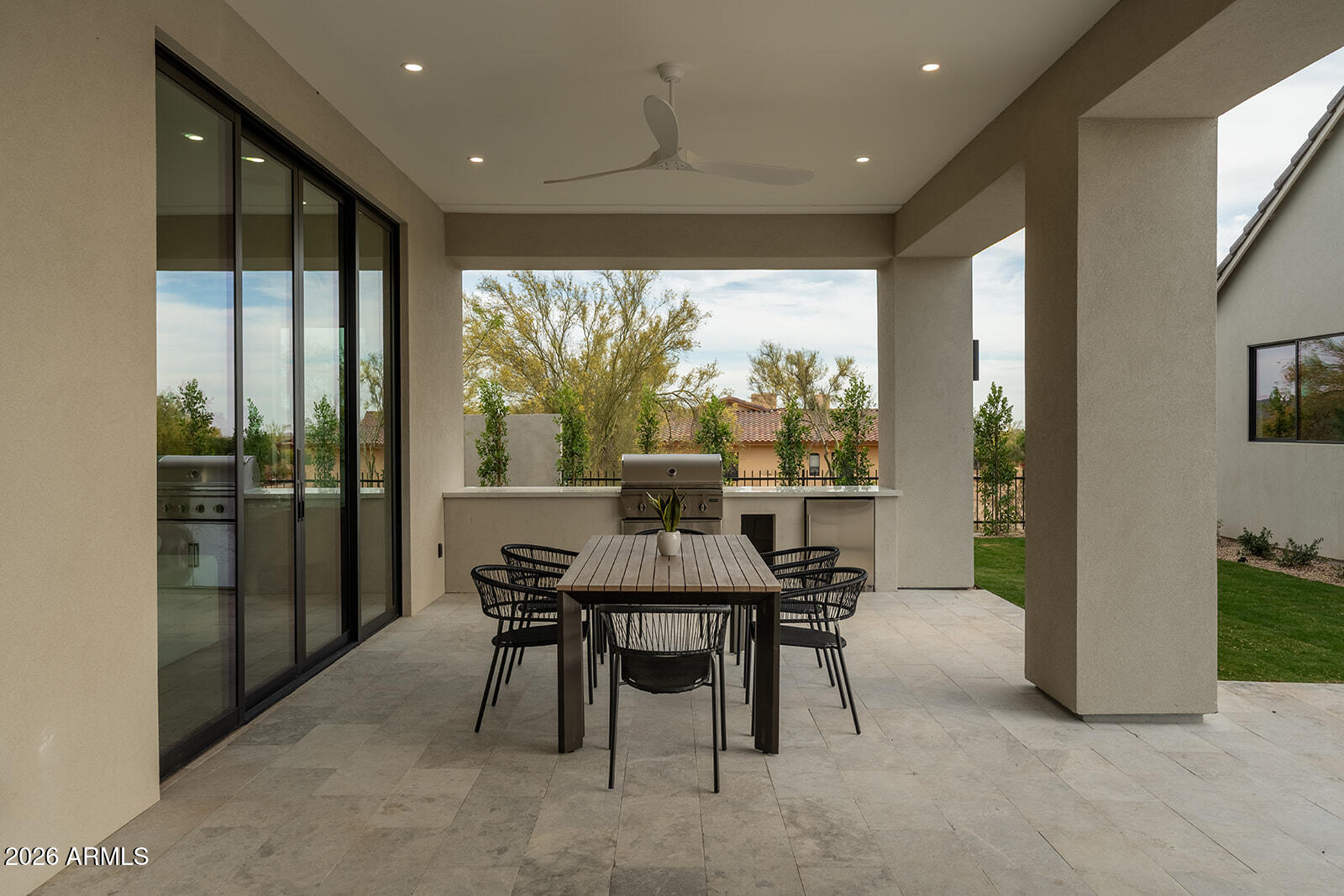 22012 N LOS CABALLOS Drive