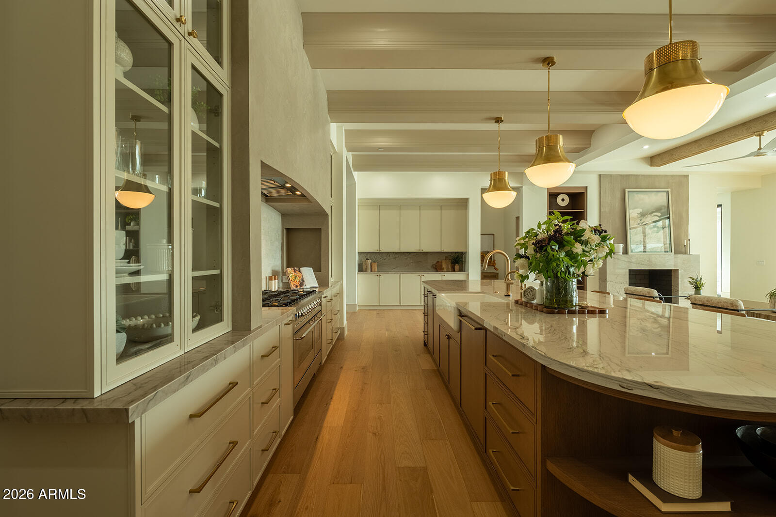 22012 N LOS CABALLOS Drive