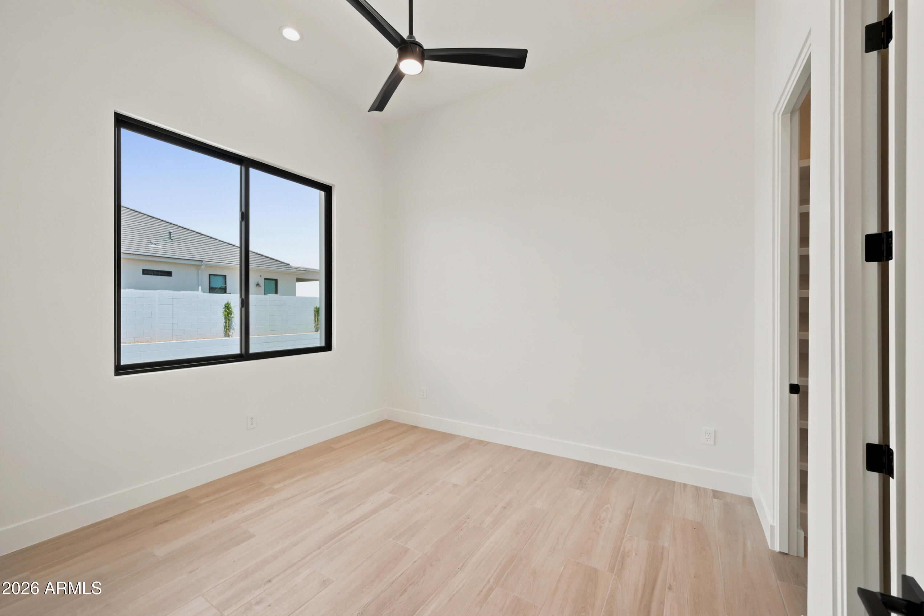 1764 W LUCKY Lane