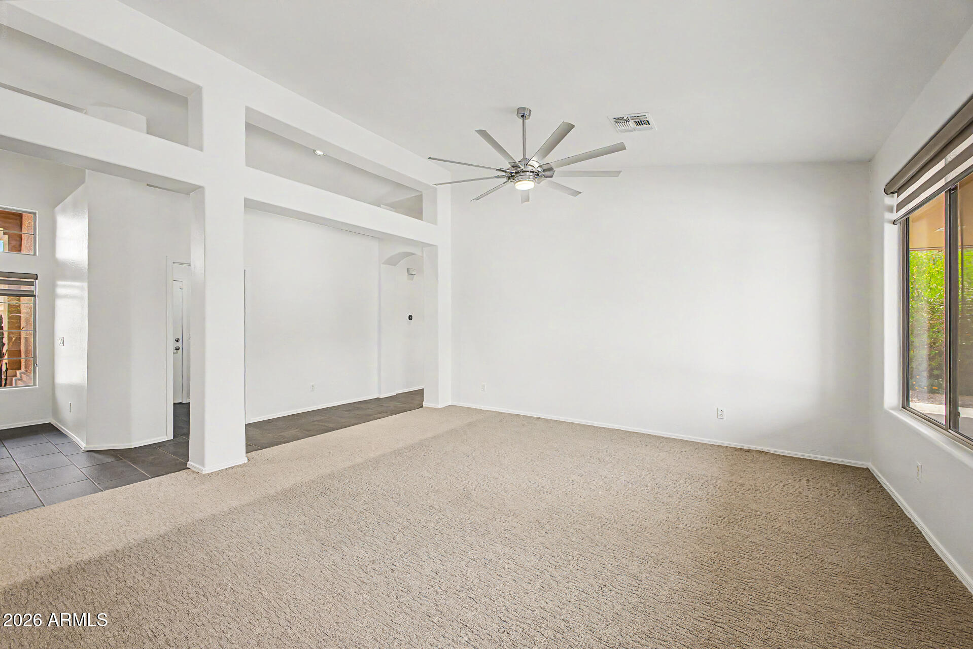 80 W SHEFFIELD Avenue