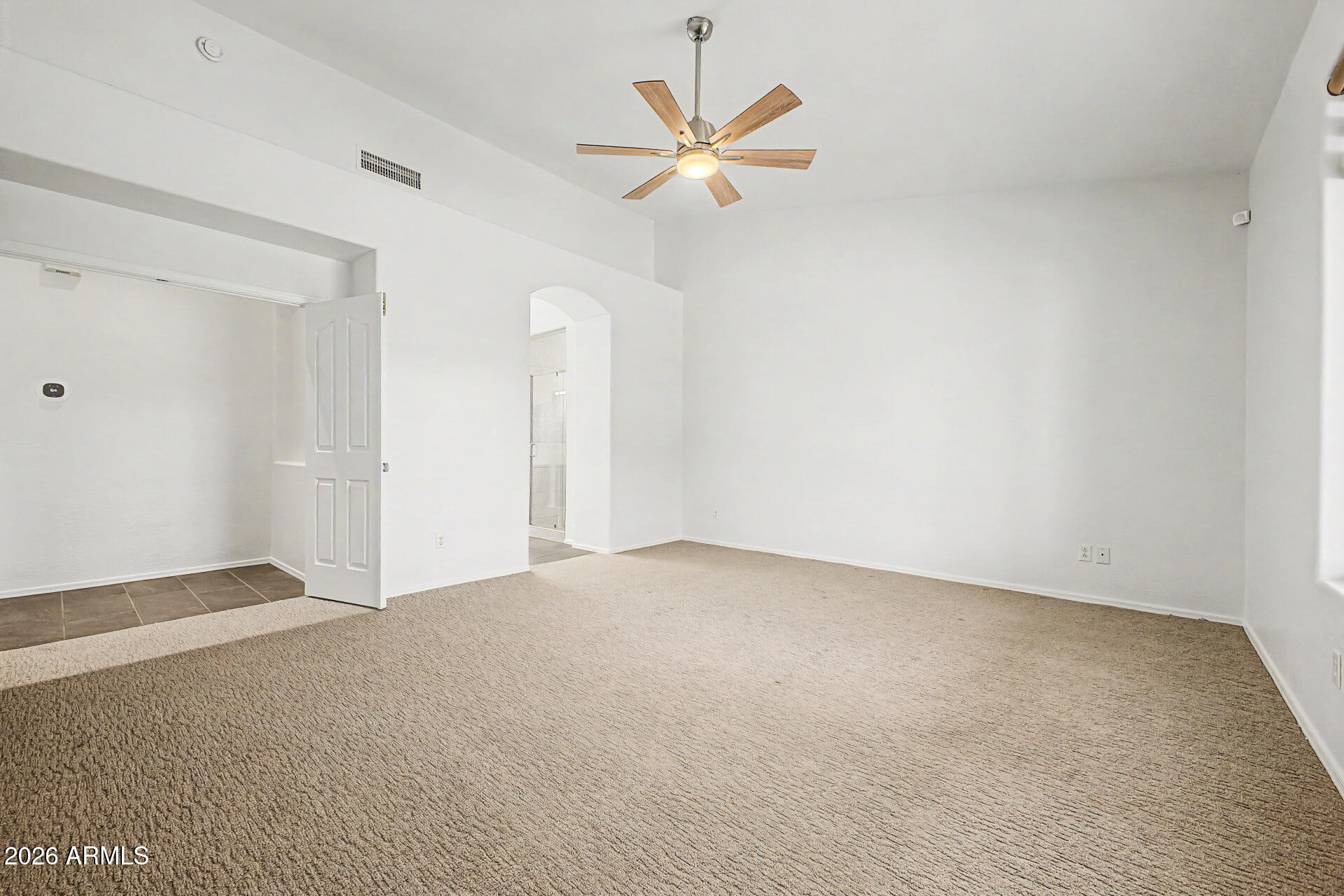 80 W SHEFFIELD Avenue