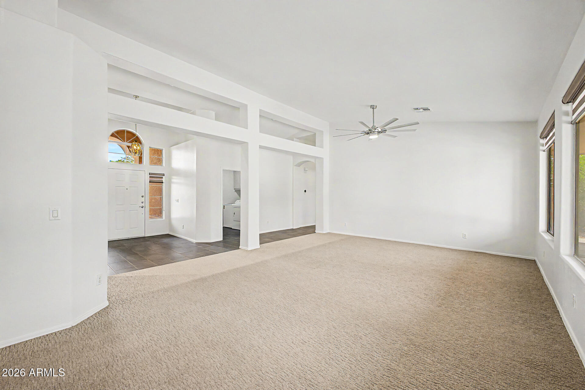 80 W SHEFFIELD Avenue