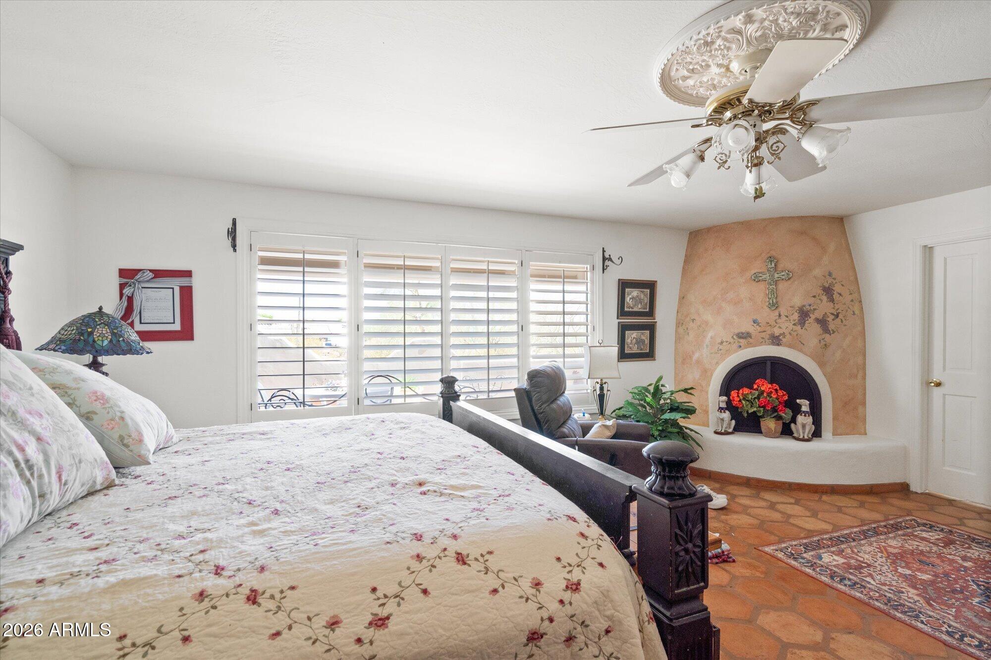 8532 E LOS GATOS Drive