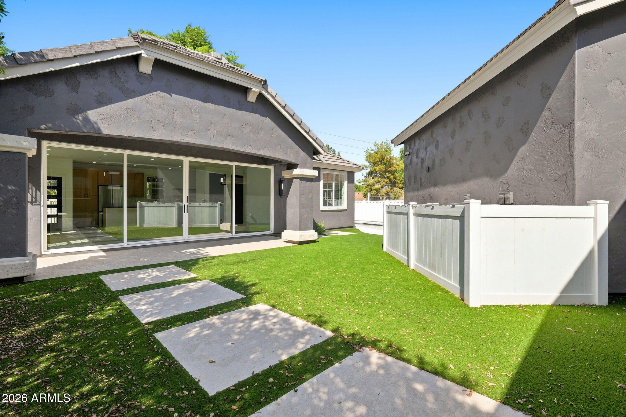 2974 E CAMELLIA Drive