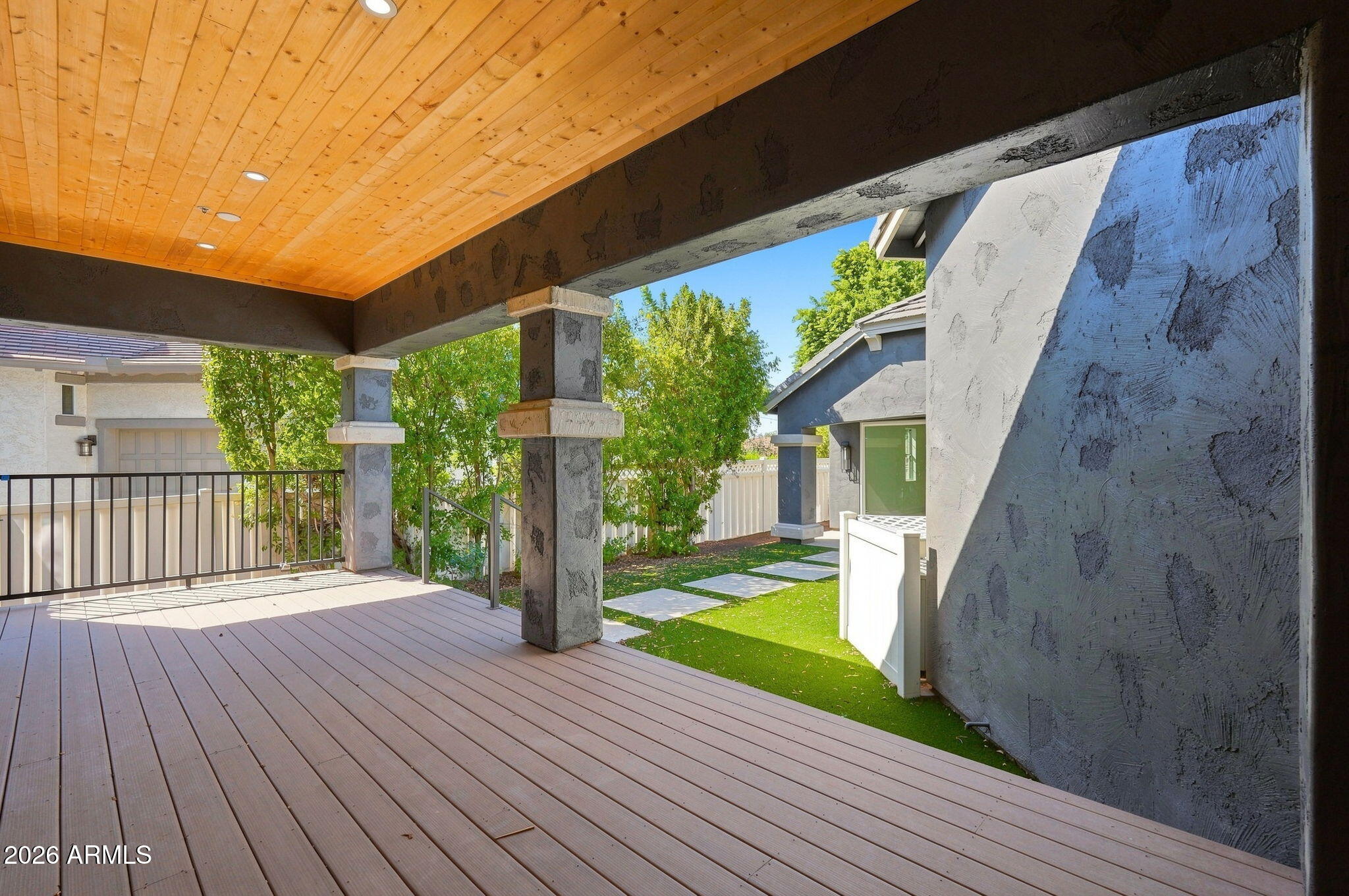 2974 E CAMELLIA Drive
