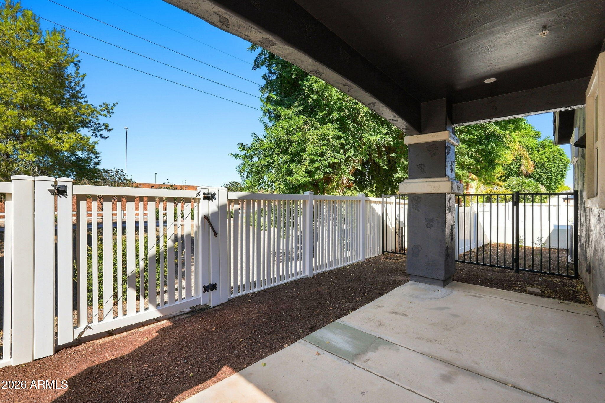 2974 E CAMELLIA Drive