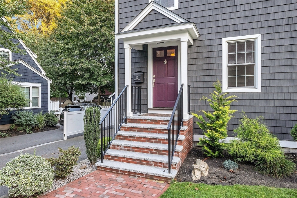 15 Glen Road
