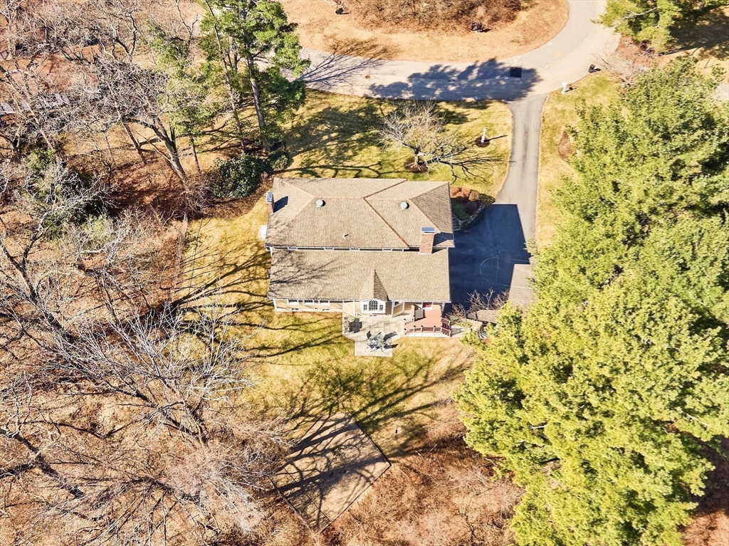 8 Farmland Circle