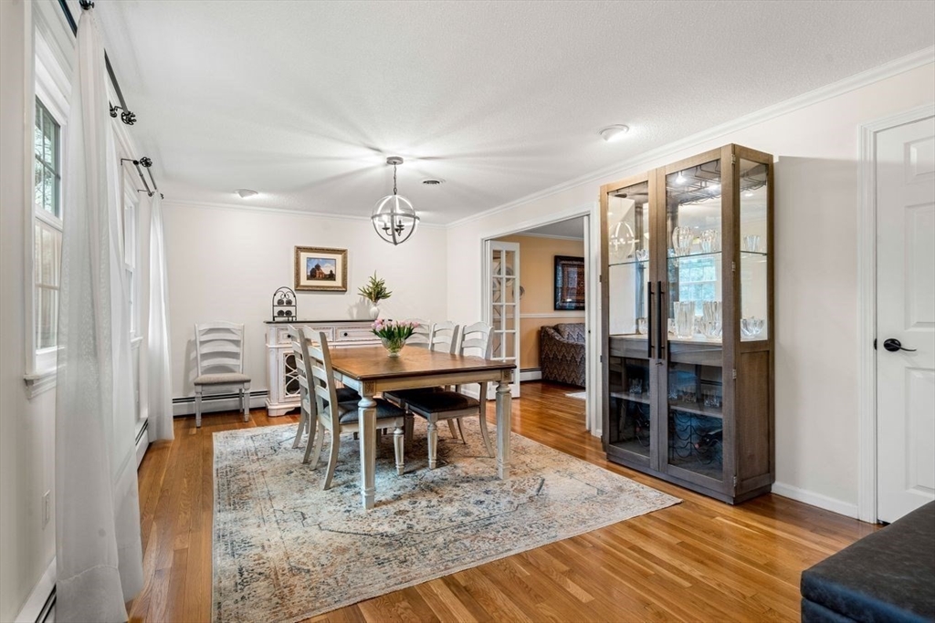 6 Ridge Hill Way