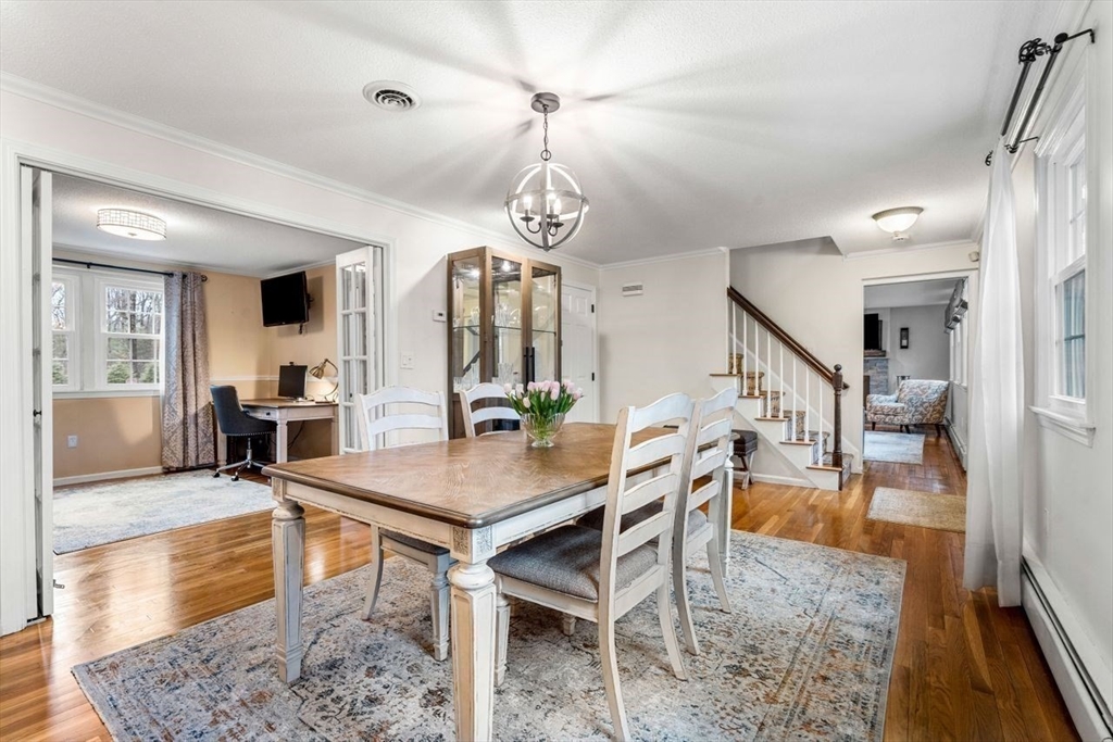 6 Ridge Hill Way