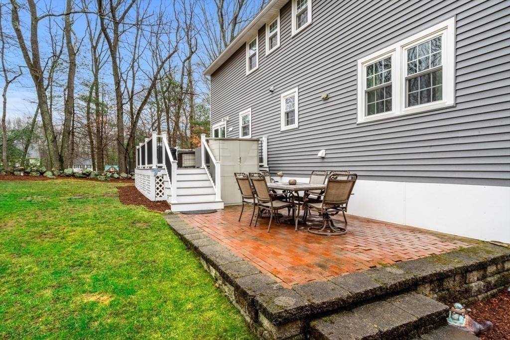 6 Ridge Hill Way