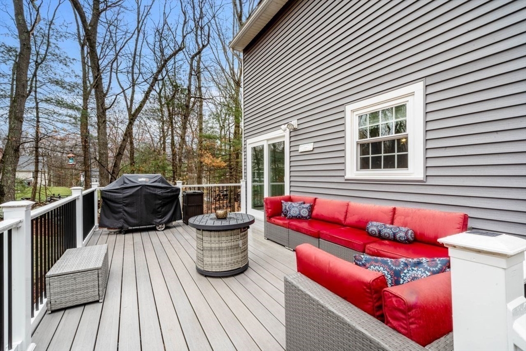 6 Ridge Hill Way