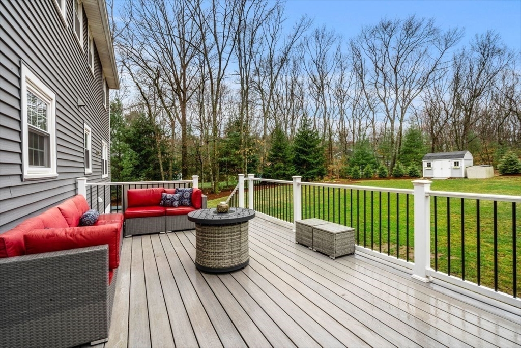 6 Ridge Hill Way