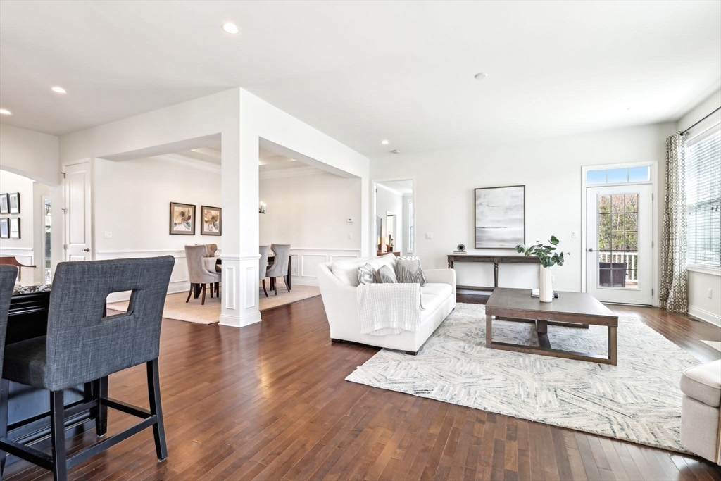 11 Sierra Ct # 10