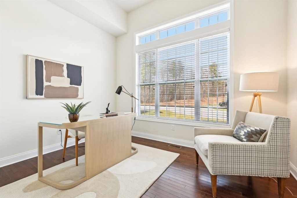 11 Sierra Ct # 10