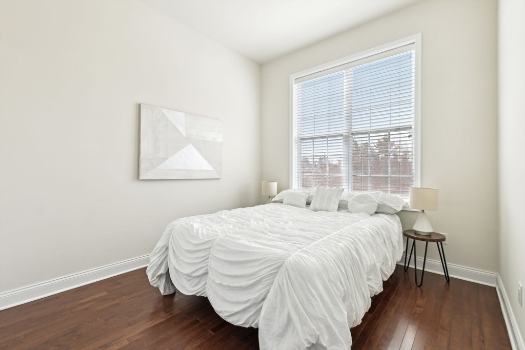 11 Sierra Ct # 10