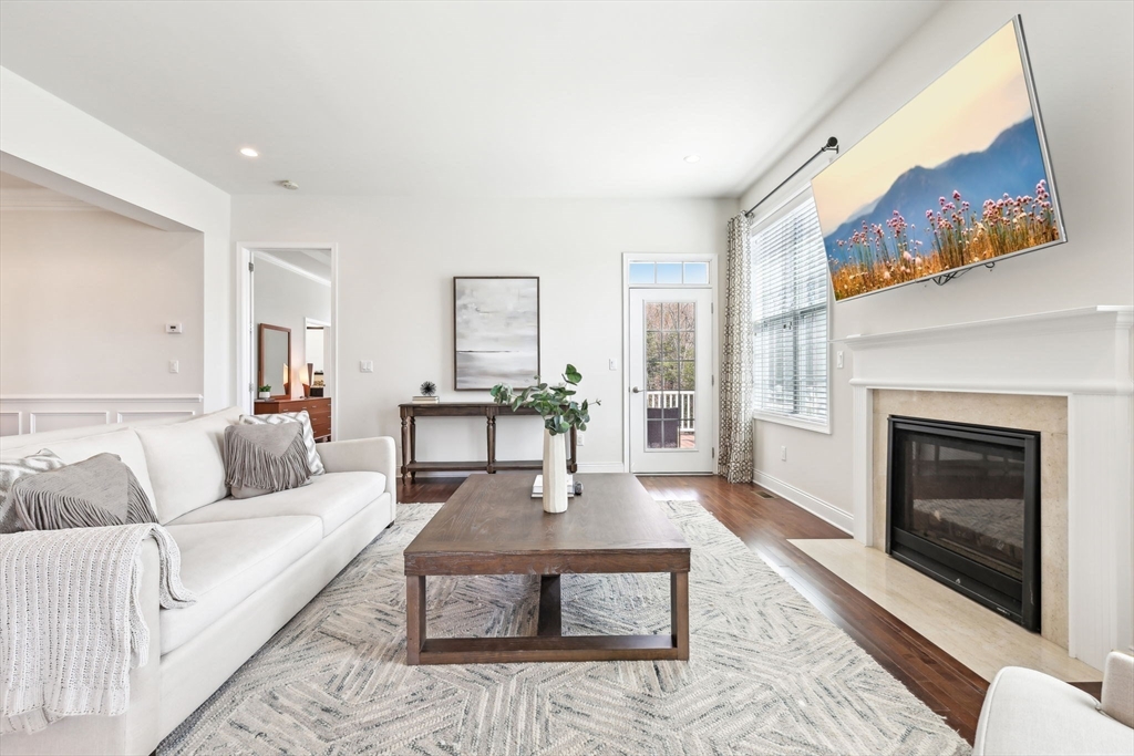 11 Sierra Ct # 10