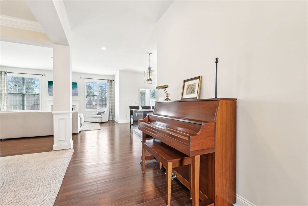 11 Sierra Ct # 10