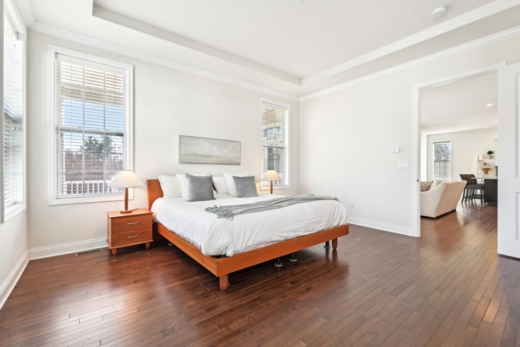 11 Sierra Ct # 10